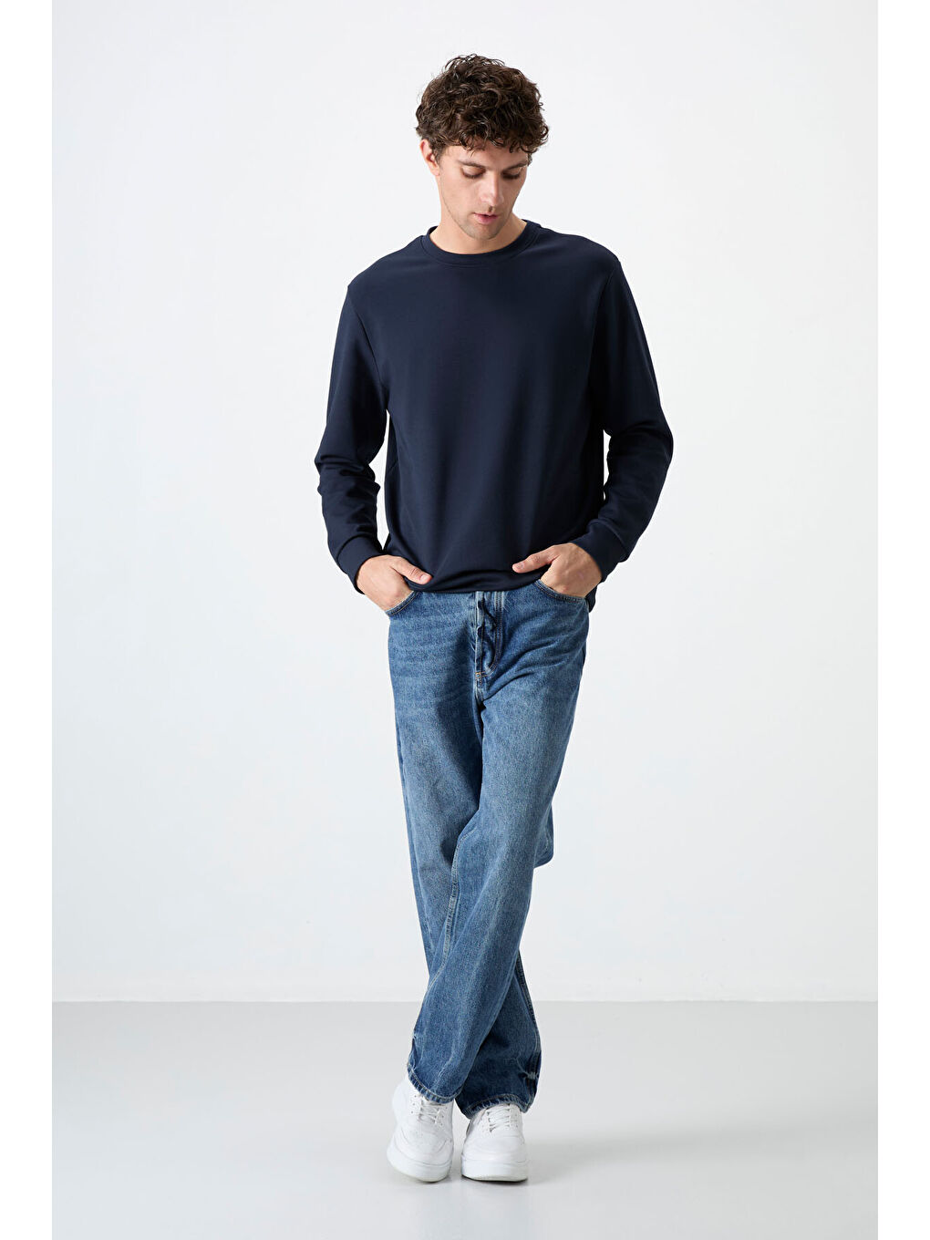 Lacivert Basic Bisiklet Yaka Rahat Form Erkek Sweatshirt - 88053-2