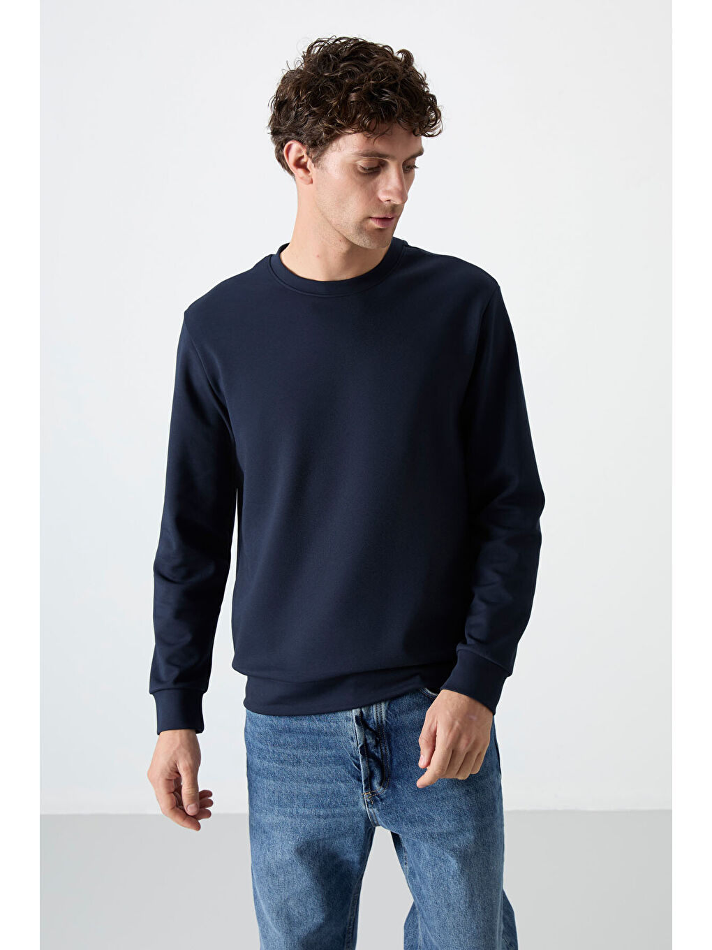 Lacivert Basic Bisiklet Yaka Rahat Form Erkek Sweatshirt - 88053-4