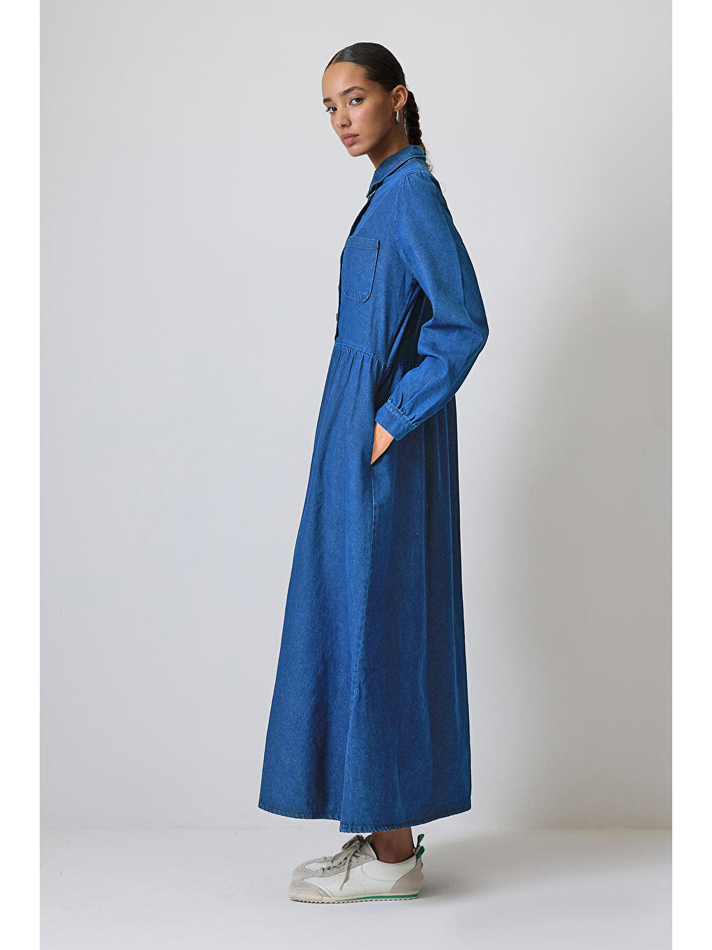 Mavi Cep Detaylı Denim Elbise-2