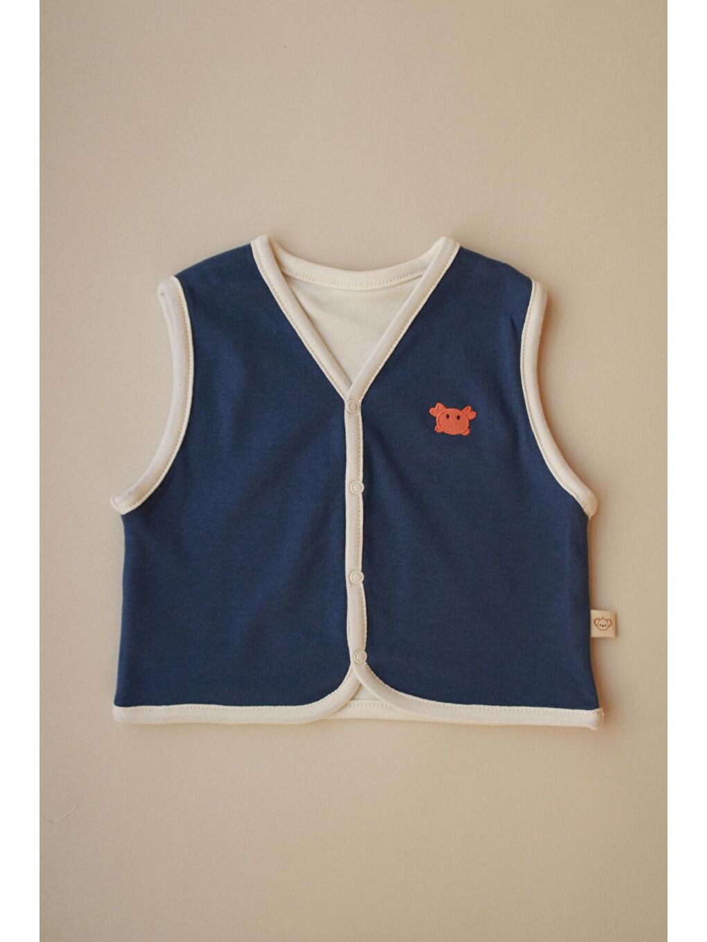 İndigo Yengeç Nakışlı Çift Taraflı Yelek