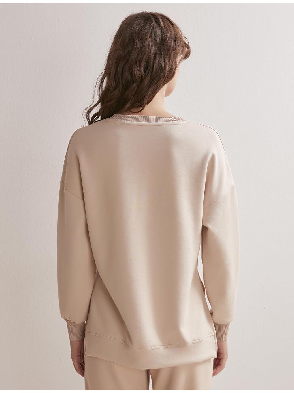 Bej Bol Kesim Bisiklet Yaka Uzun Kollu Örme Sweatshirt