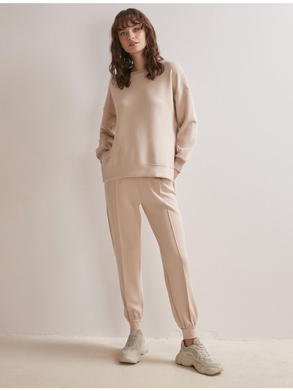 Bej Bol Kesim Bisiklet Yaka Uzun Kollu Örme Sweatshirt-1