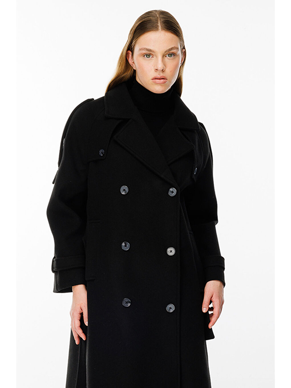 Allerli Uzun Siyah Kaşe Kaban-1