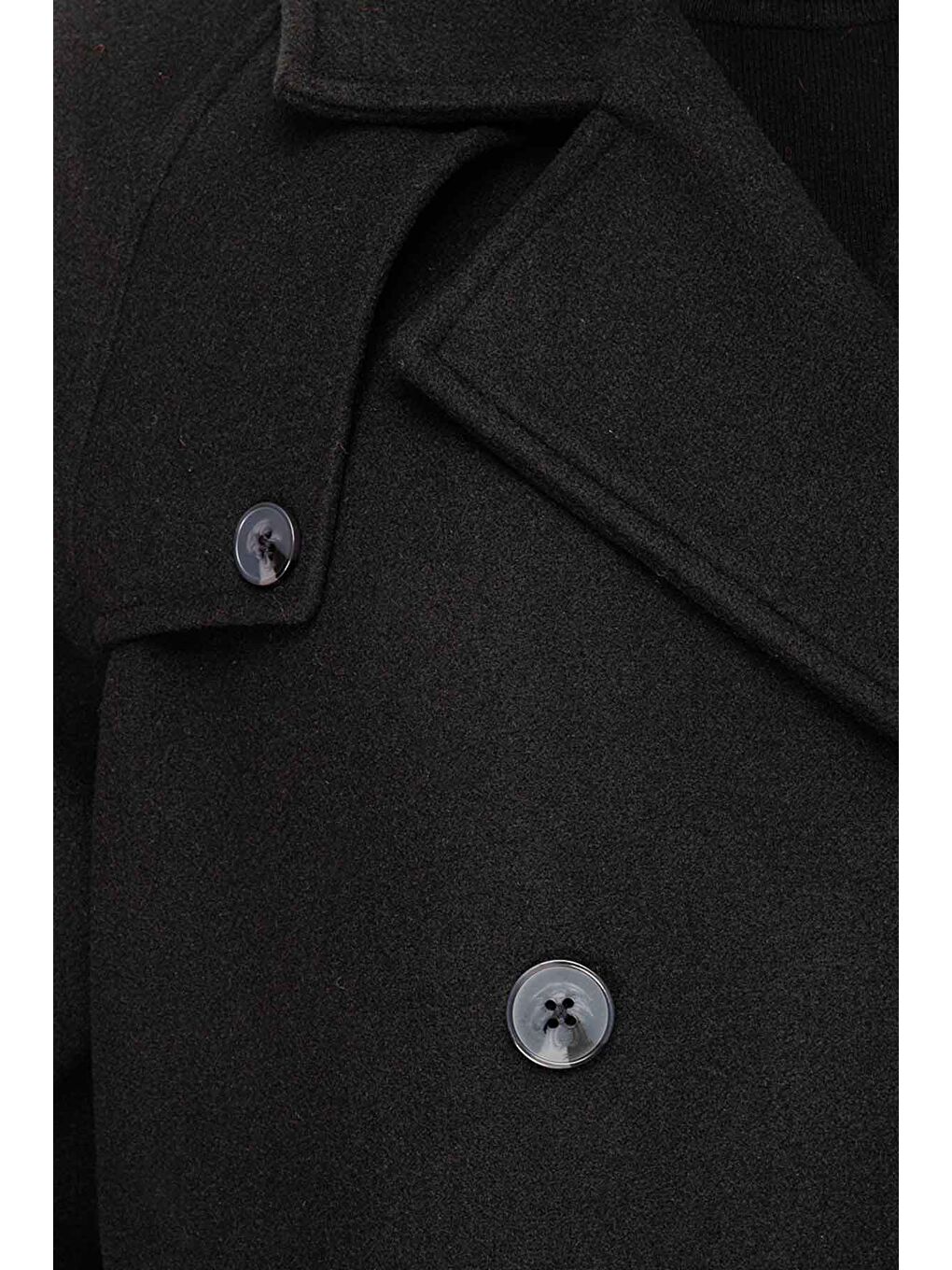 Allerli Uzun Siyah Kaşe Kaban-3