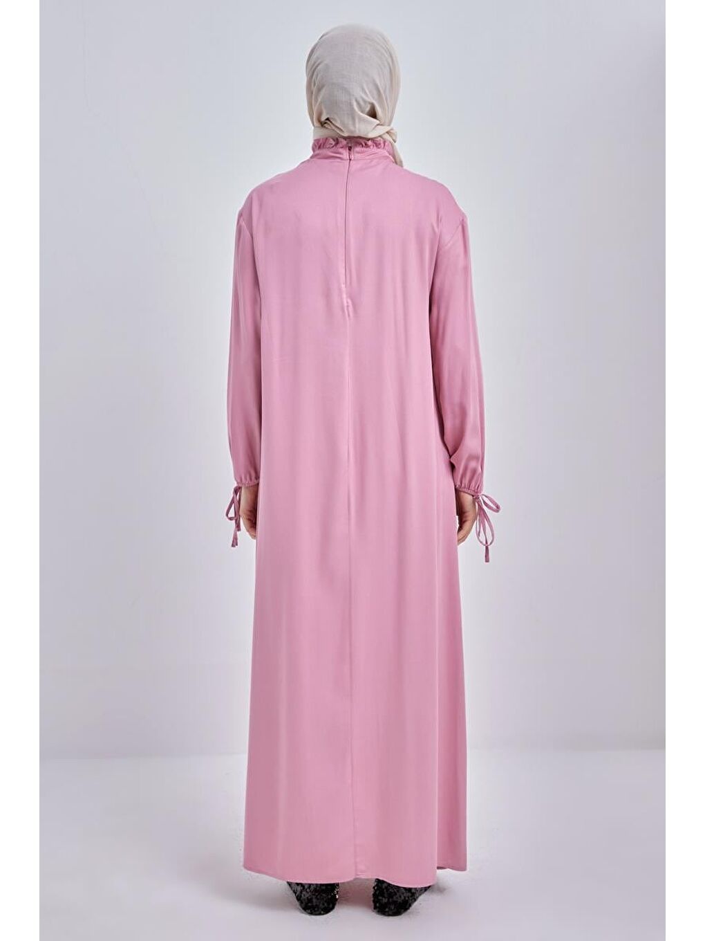 Pembe Açık Gül Yakası Ve Robası Fırfırlı Fermuar Kapamalı Viskon Elbise-3