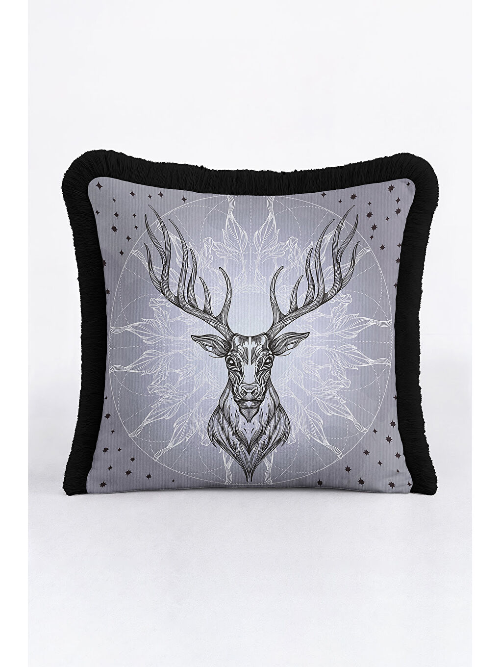 Karışık Asil Geyik Figürlü Saçaklı Yastık Kılıfı - Boho Tarz Gri Siyah Püsküllü Kırlent Kılıfı