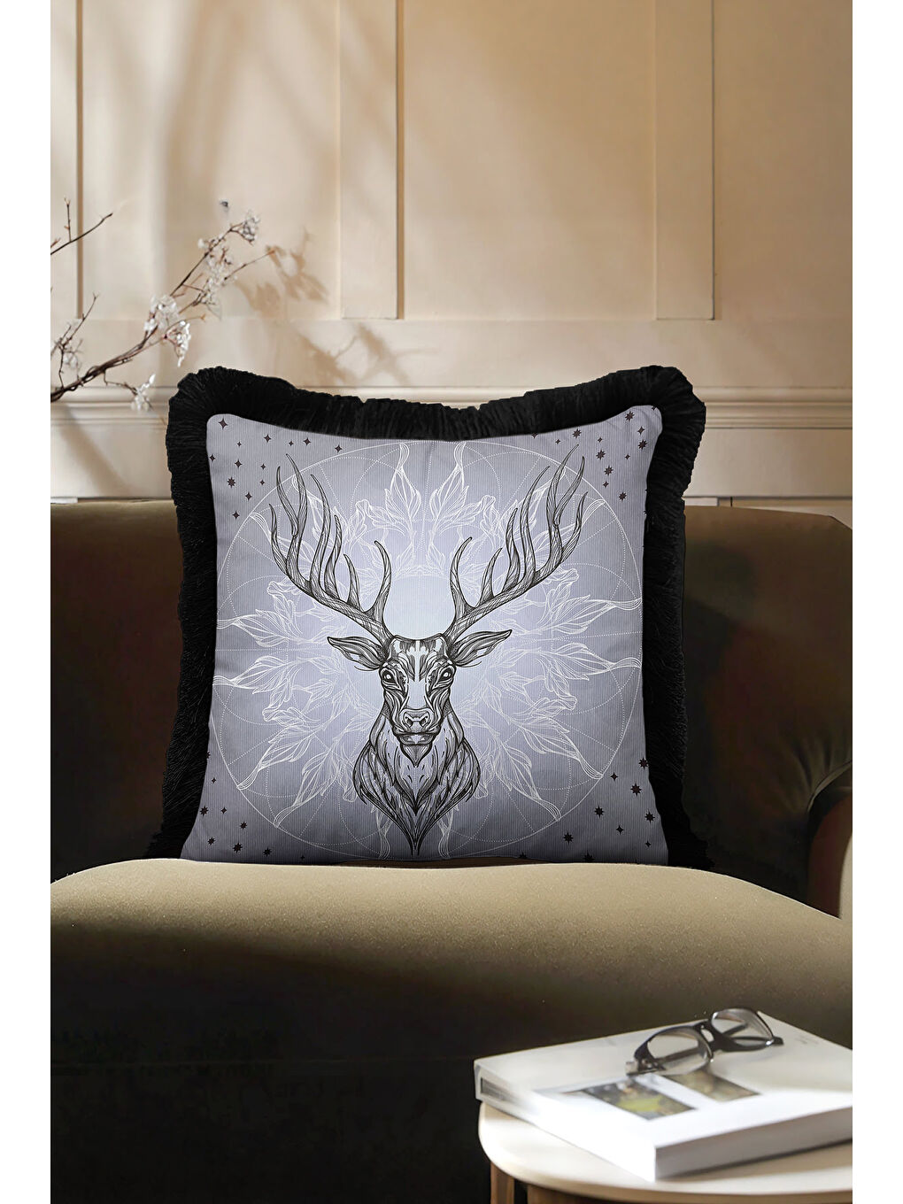 Karışık Asil Geyik Figürlü Saçaklı Yastık Kılıfı - Boho Tarz Gri Siyah Püsküllü Kırlent Kılıfı-4