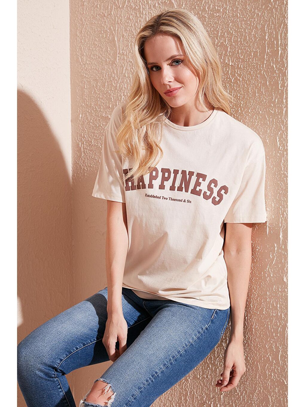 Lela Bej Baskılı Pamuklu Oversize Bisiklet Yaka T Shirt 541HAPPINESS