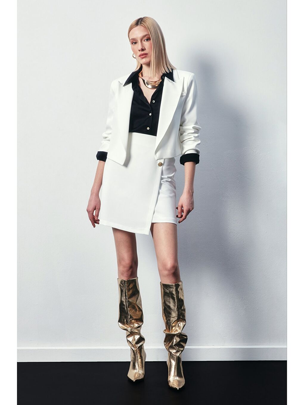 Kruvaze Düğme Detaylı Etek - Ekru-3