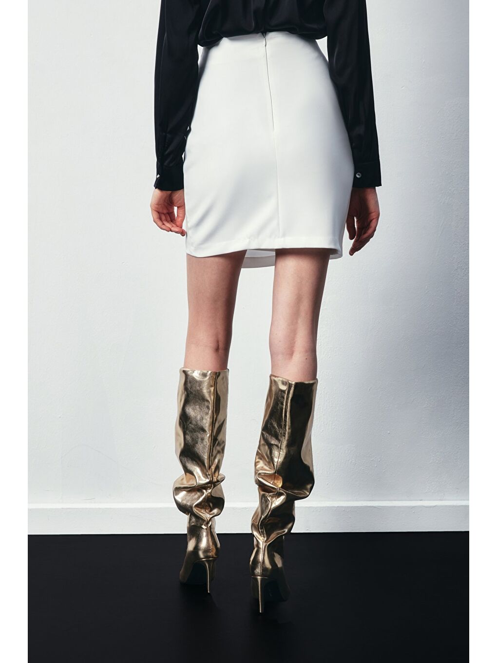 Kruvaze Düğme Detaylı Etek - Ekru-7