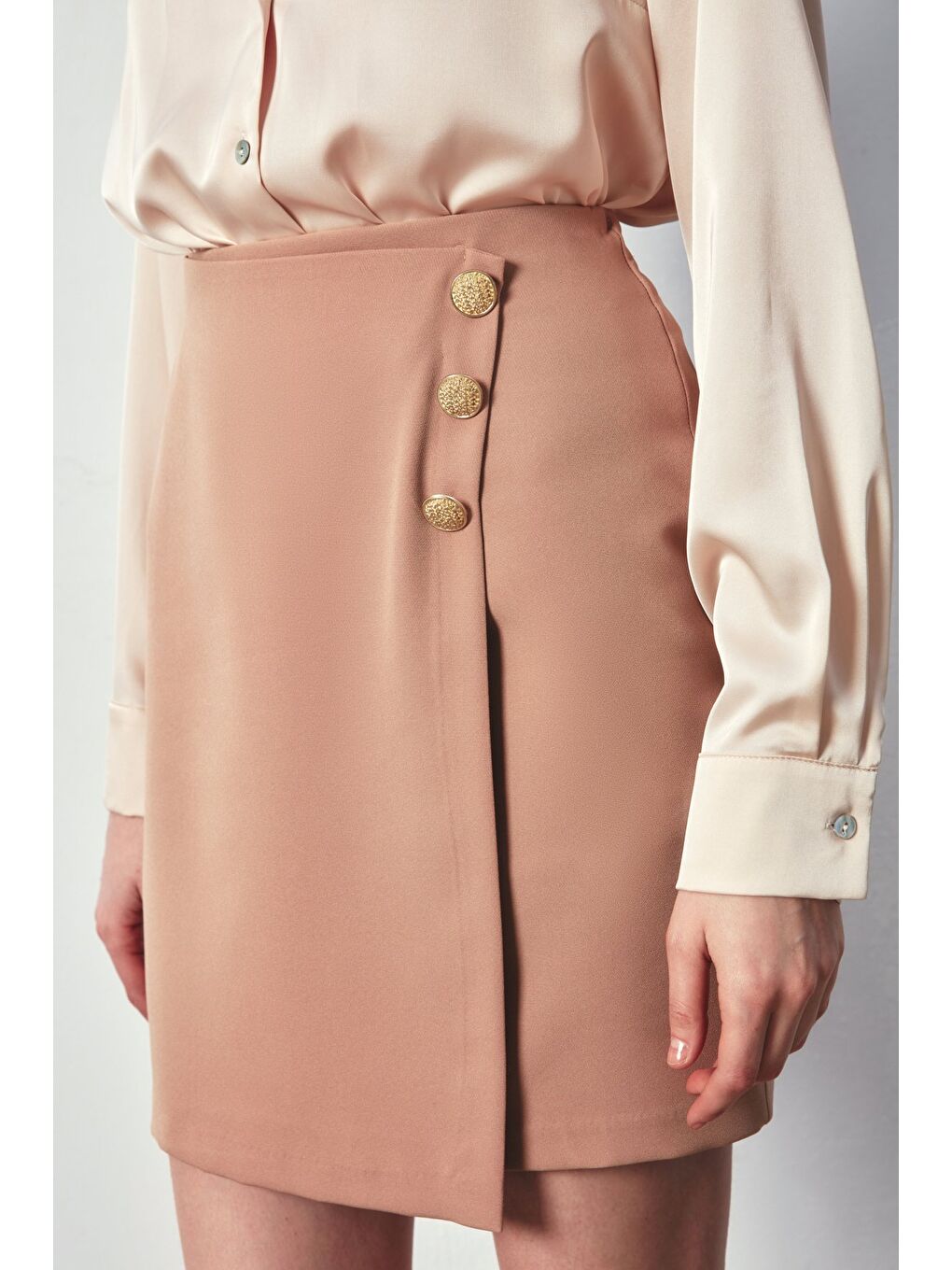 SATEEN Kahverengi Kruvaze Düğme Detaylı Etek - Camel - 6