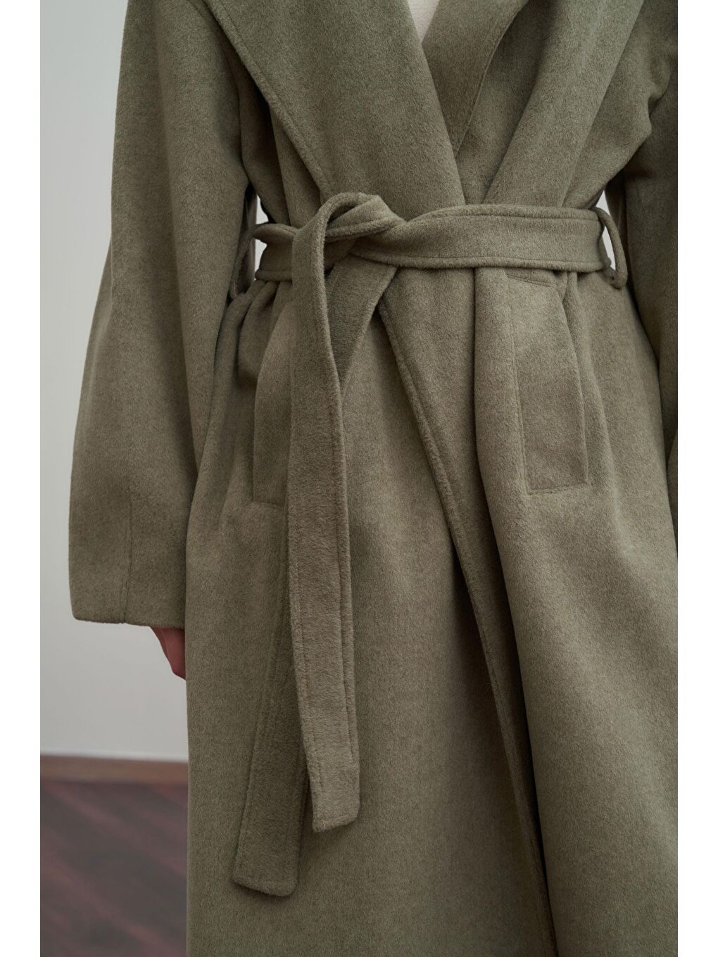 Yeşil Oversize Kuşaklı Kaşe Kaban-4