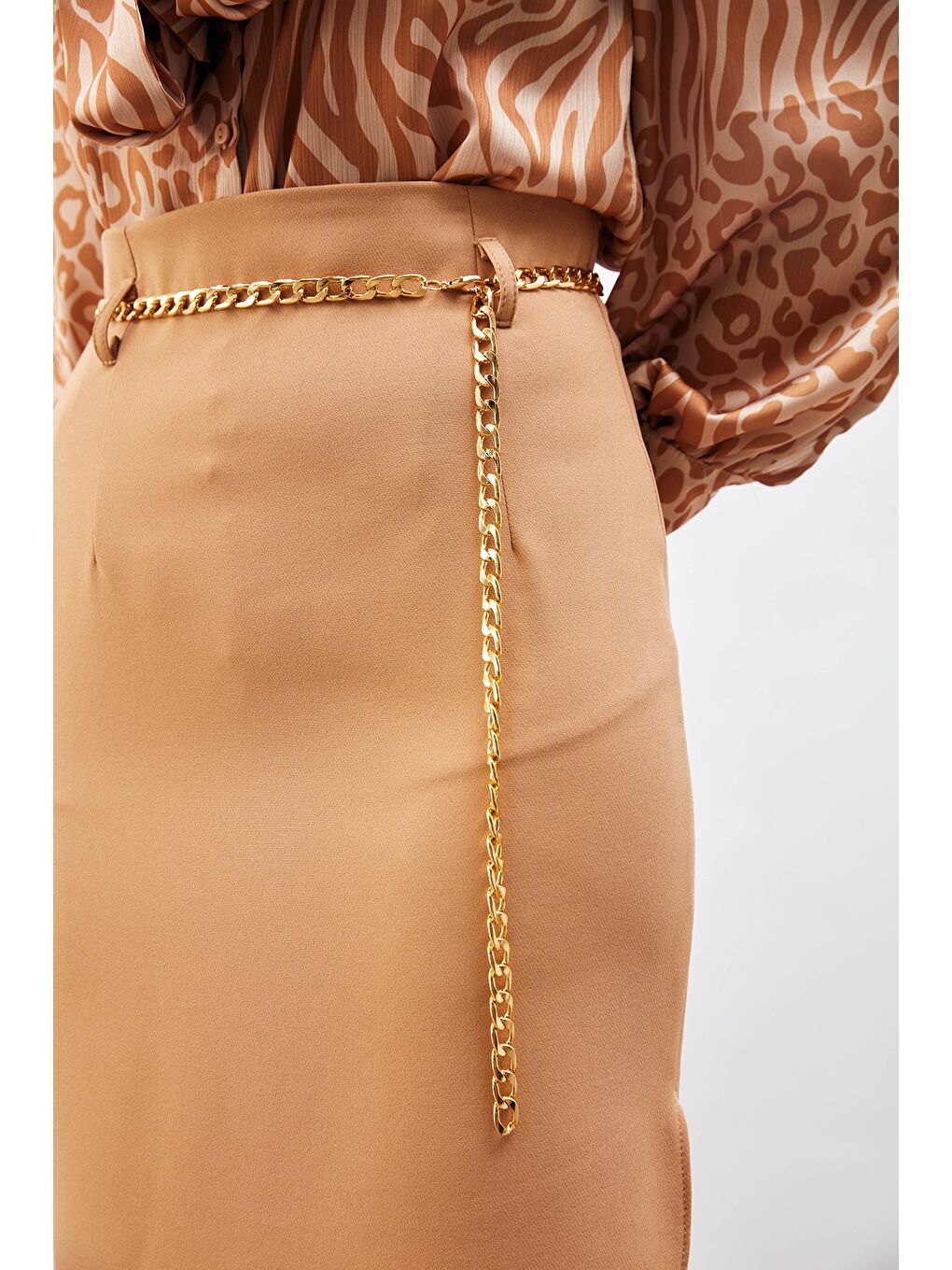 Kahverengi Zincir Kemerli Kalem Etek - Camel-4