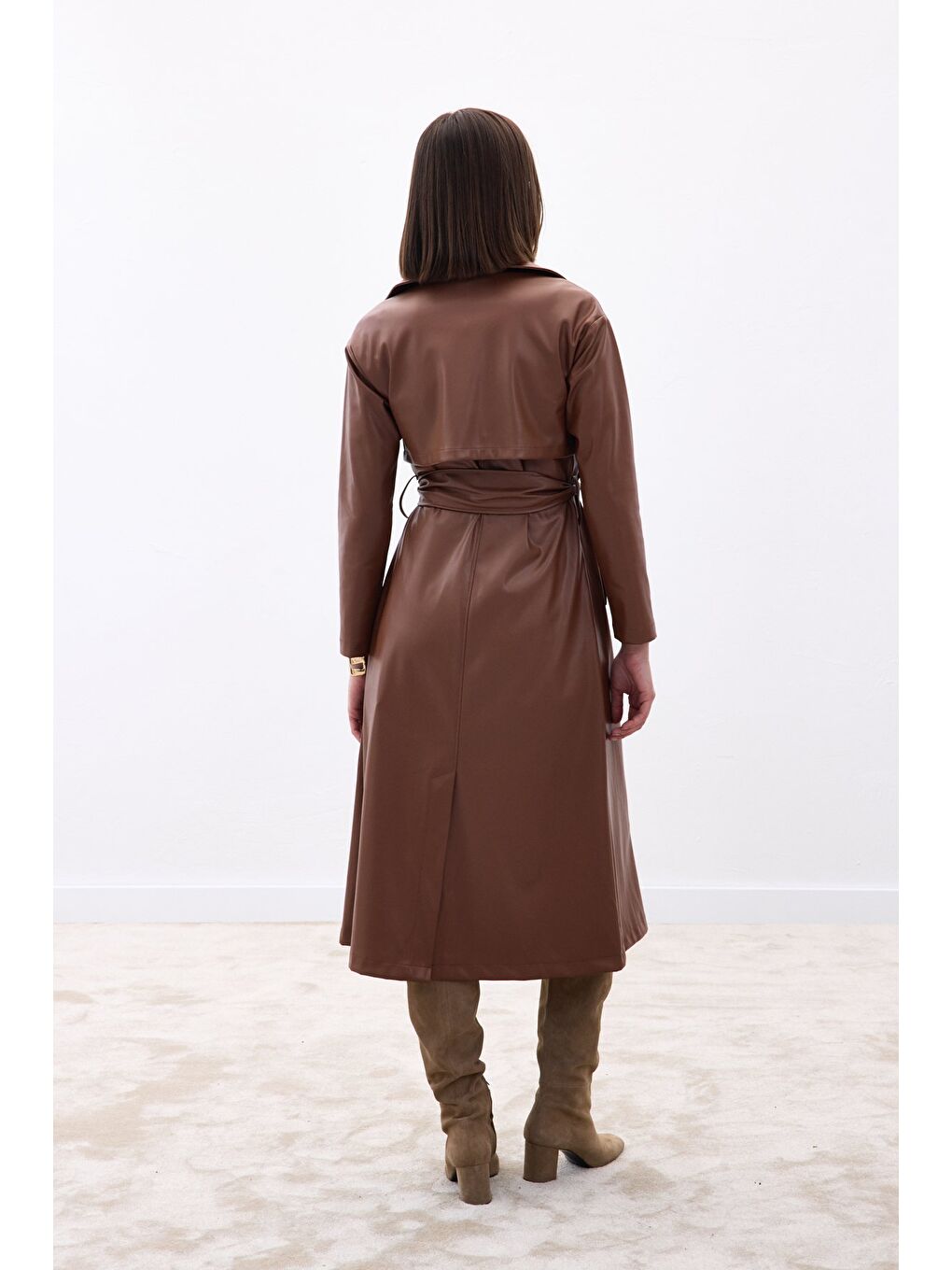 Kahverengi Kuşaklı Uzun Deri Trenç - Kahve-7