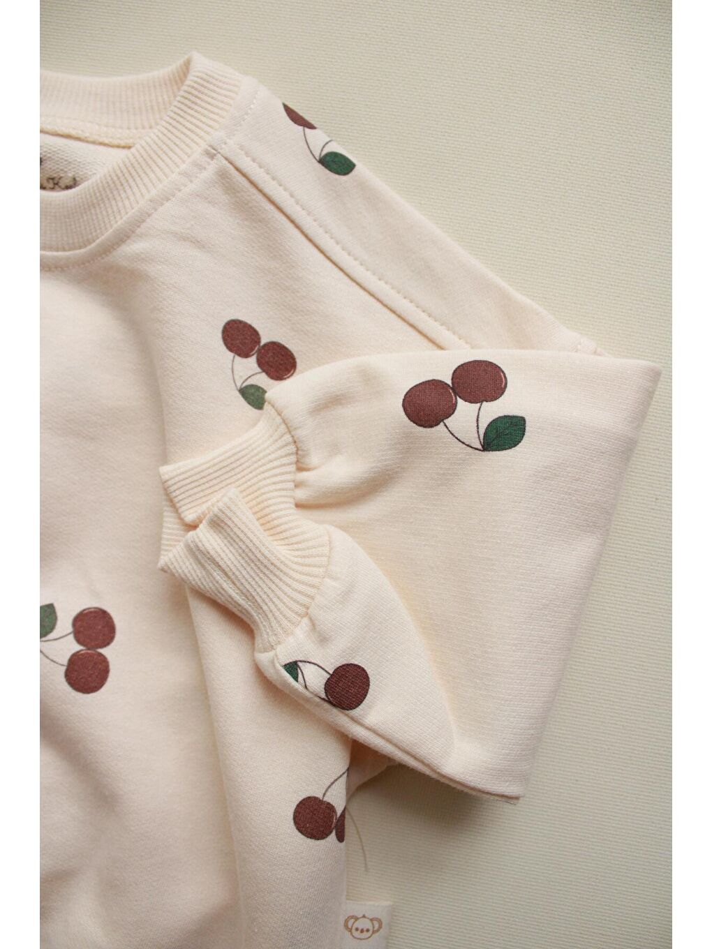Ekru Kiraz Baskılı Bebek Alt Üst Takım-5
