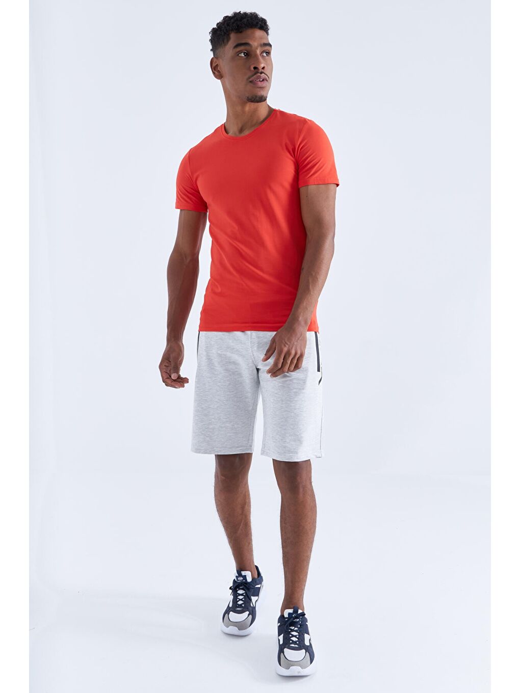 Beyaz Kar Melanj Fermuar Cepli Yazı Detaylı Standart Kalıp Erkek Şort - 81141-8