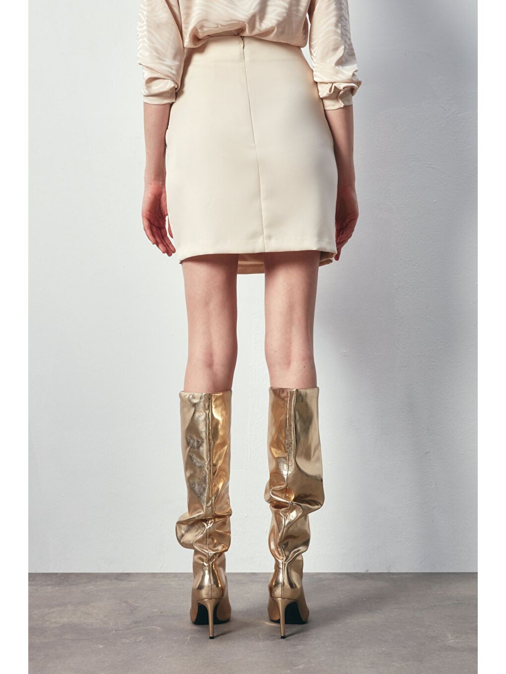 Kruvaze Düğme Detaylı Etek - Bej-6