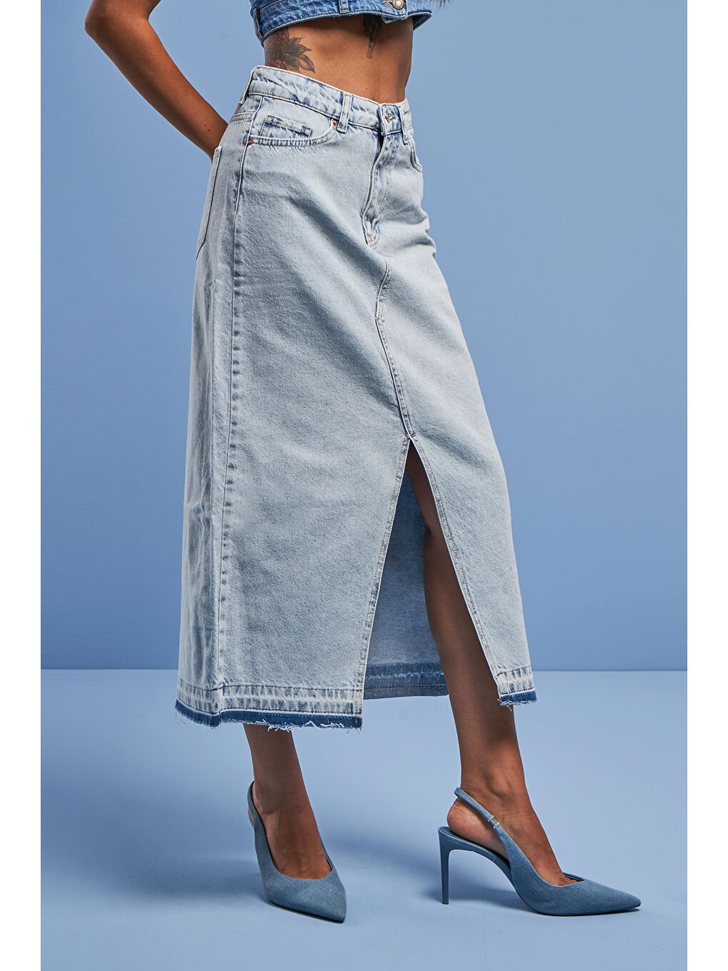 Mavi Kadın Snow Jean Rengi Derin Yırtmaçlı Yüksek Bel Uzun Denim Etek