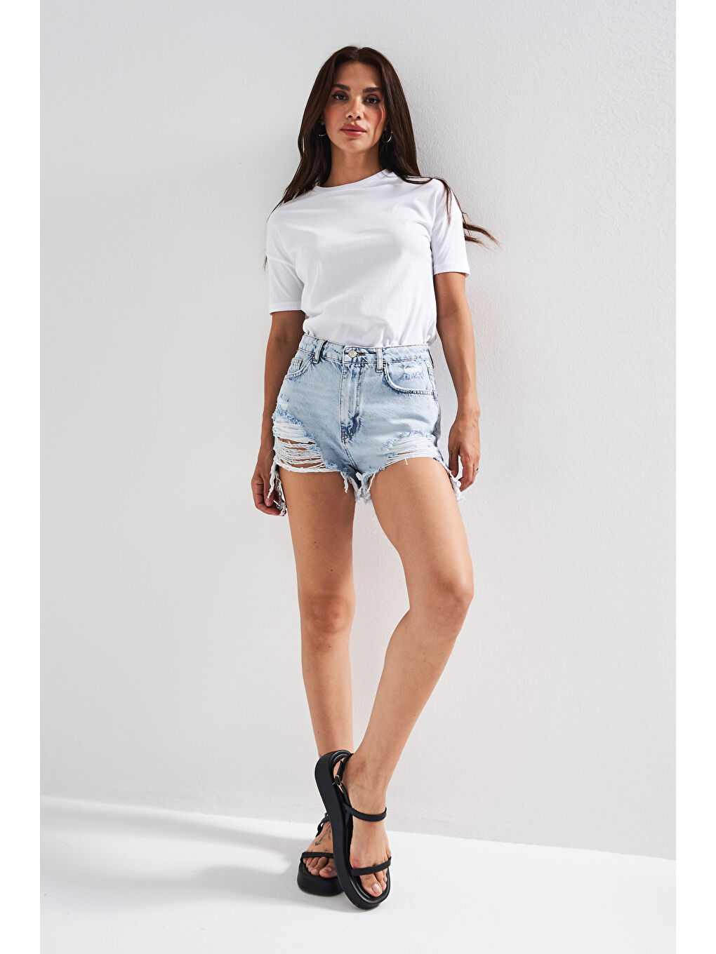 Mavi Kadın Ice Jean Rengi 12s5-3 Mini Boy Yüksek Bel Curved Yırtık Detaylı Püsküllü %100 Pamuk Denim Şort-2