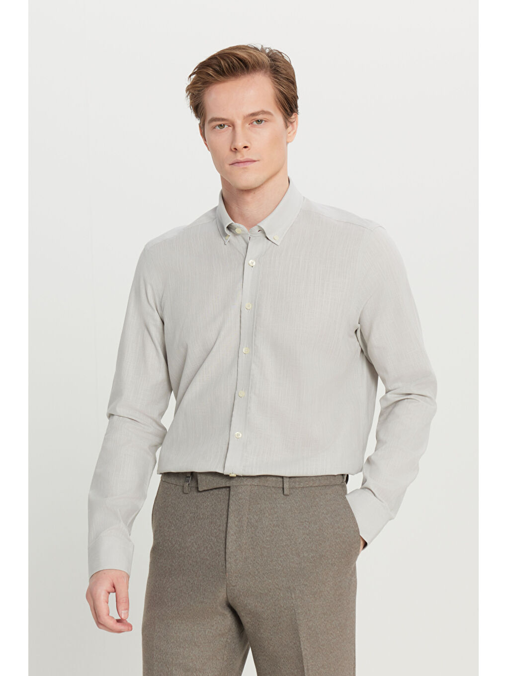 Erkek Gri %100 Pamuk Oxford Slim Fit Dar Kesim Düğmeli Yaka Flamlı Gömlek