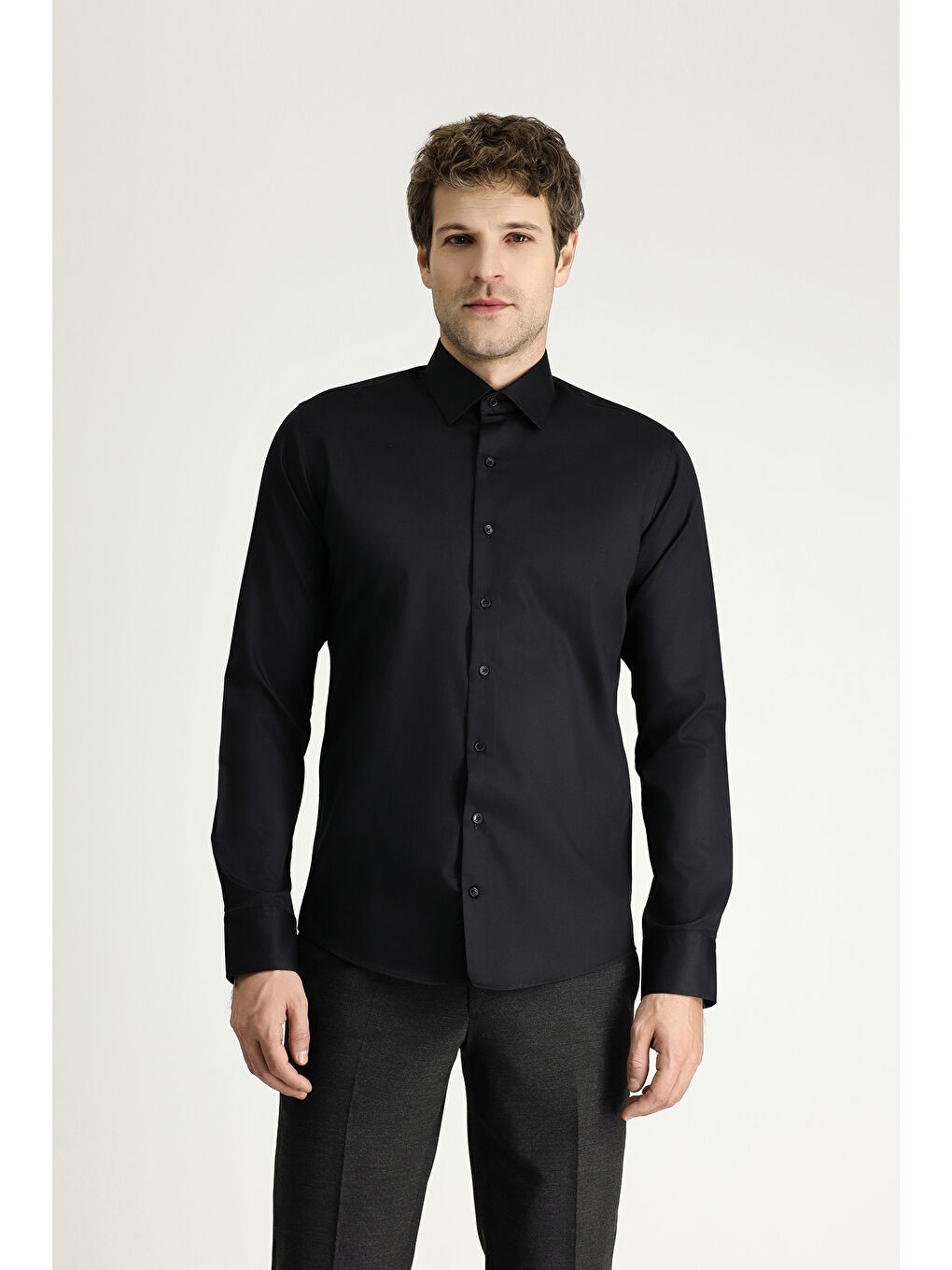 Siyah Uzun Kol Slim Fit Dar Kesim Klasik Non Iron Saten Pamuklu Gömlek-2