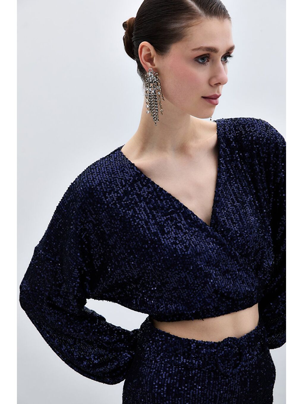 SATEEN Payetli Kruvaze Bluz - Lacivert - 1