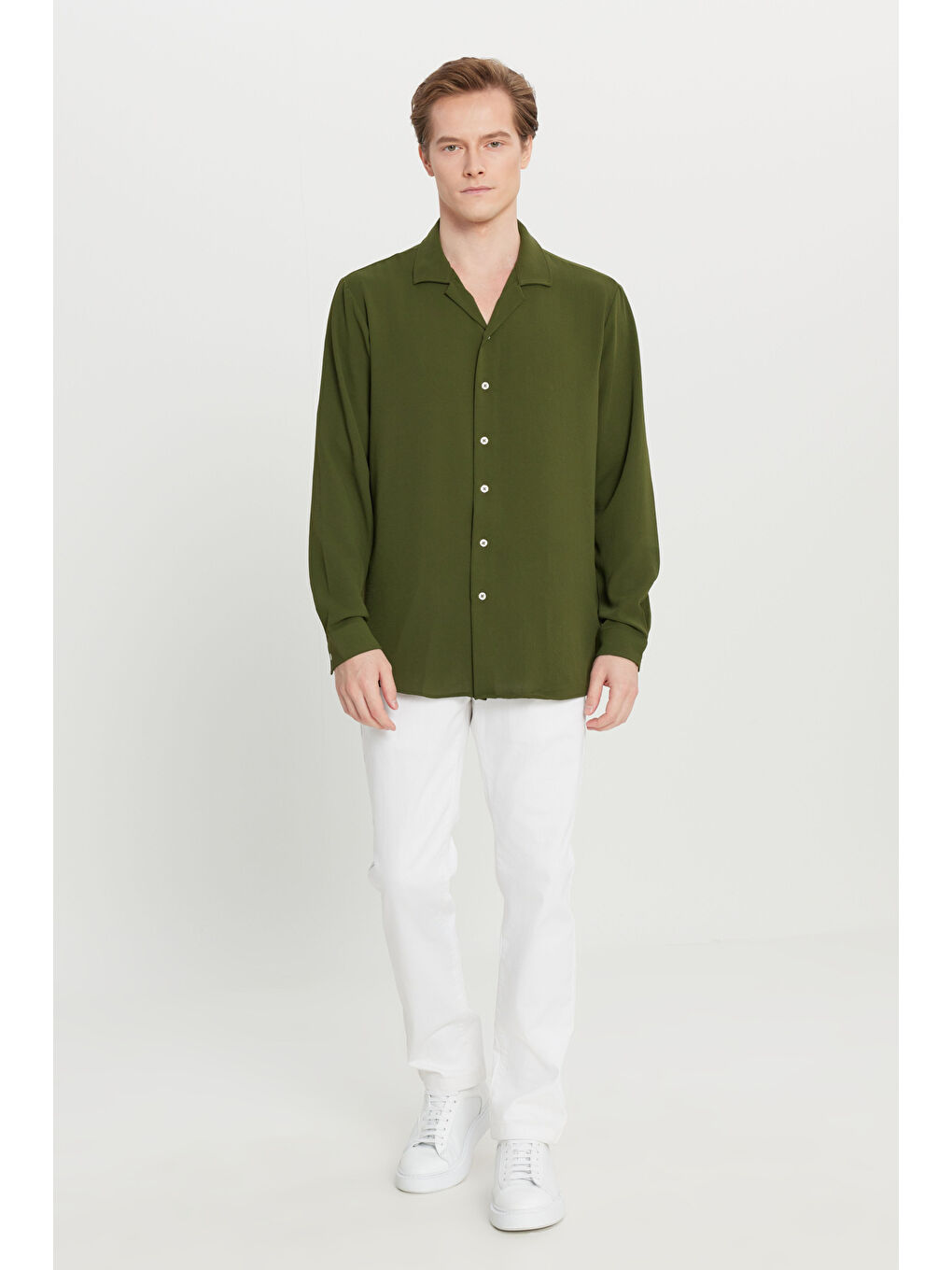 Erkek Haki Comfort Fit Rahat Kesim Hawai Yaka Jakarlı Gömlek-1