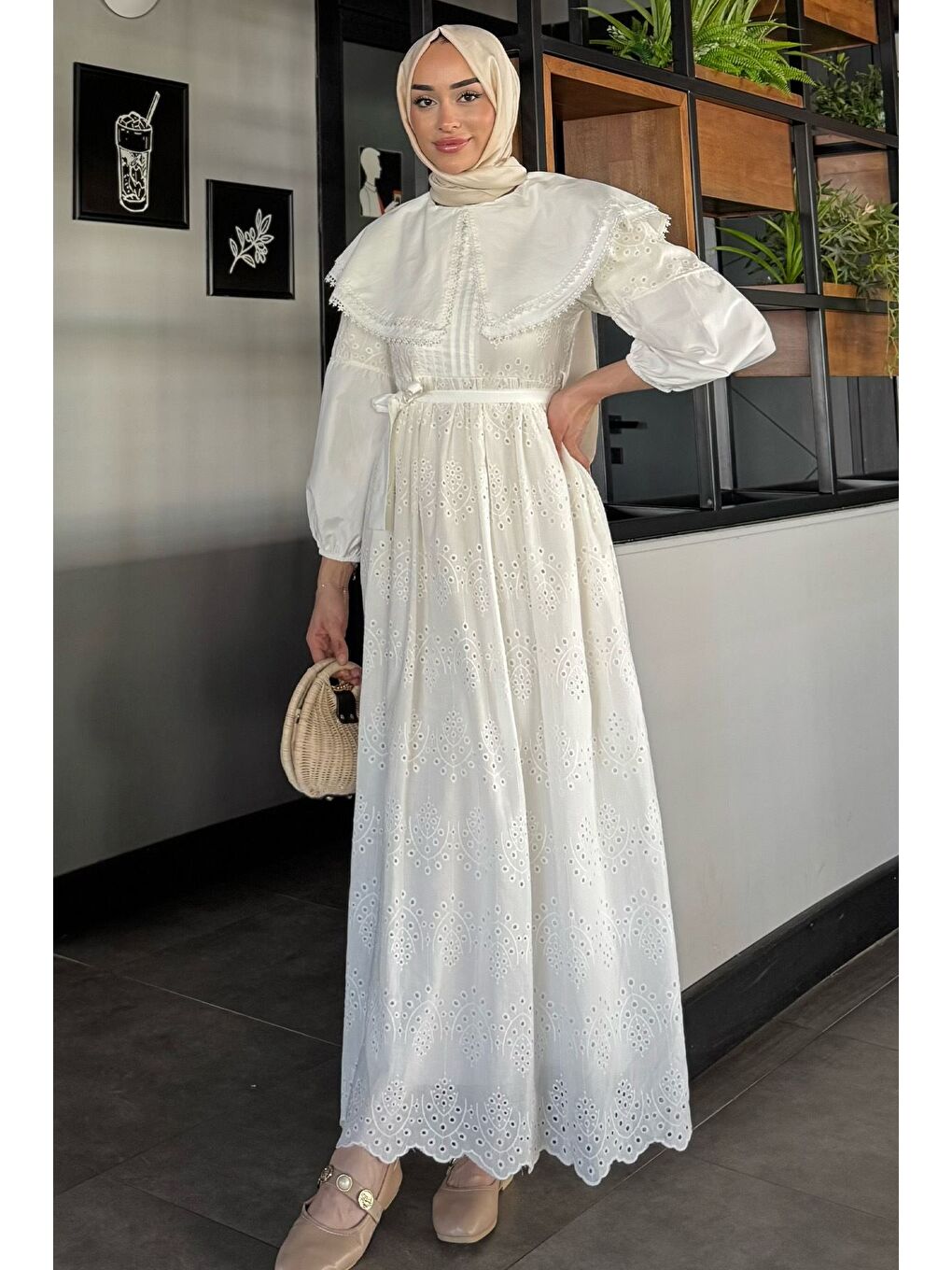 Ekru Kadın Büyük Yakalı Fistolu Tesettür Elbise-1