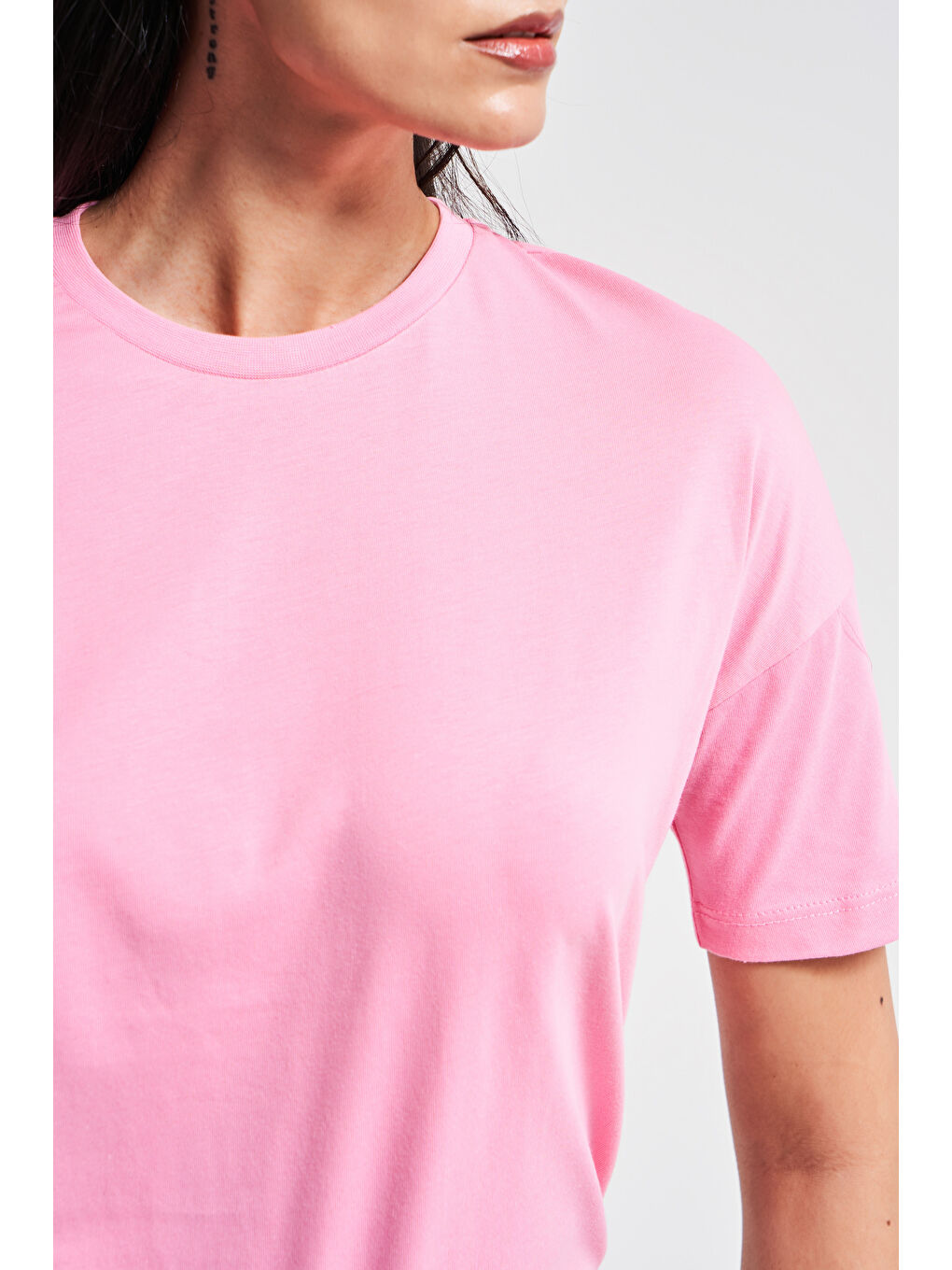 Kadın Pembe Renk S5-115 Bisiklet Yaka Basic T-Shirt-4
