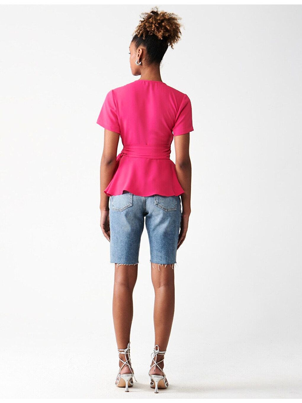 Fuşya Belden Bağlamalı Kruvaze Yaka Krep Bluz-2