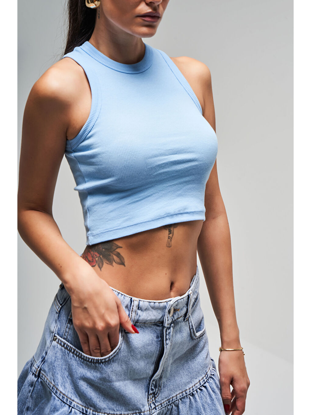 Kadın Bebe Mavisi Renk s5-110 Halter Yaka Esnek Kaşkorse Kumaş Crop Top Body-3