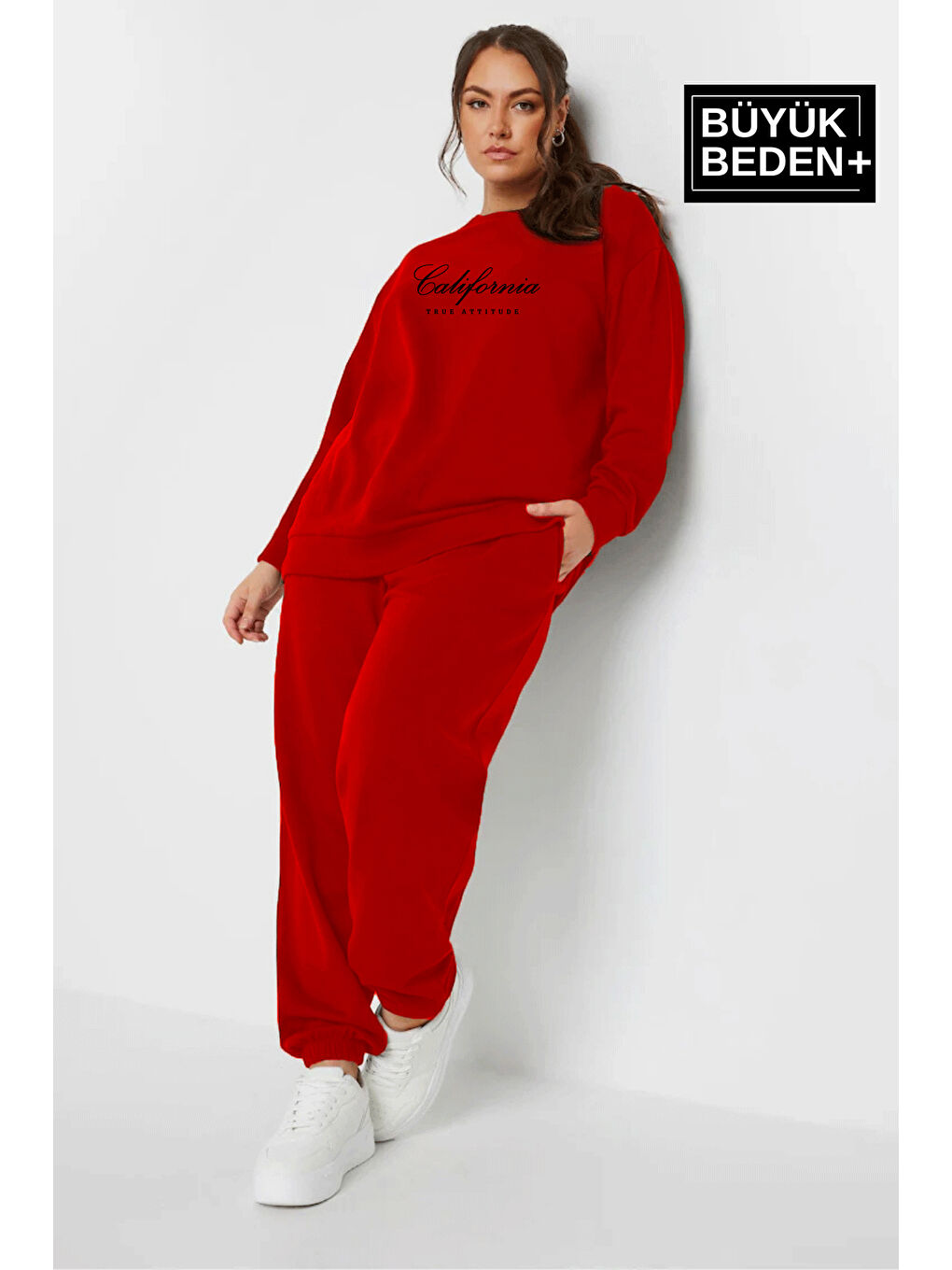 Kırmızı Kadın El Yazılı California Baskılı Büyük Beden İnce Bisiklet Yaka Swatshırt SPR25BSWK63