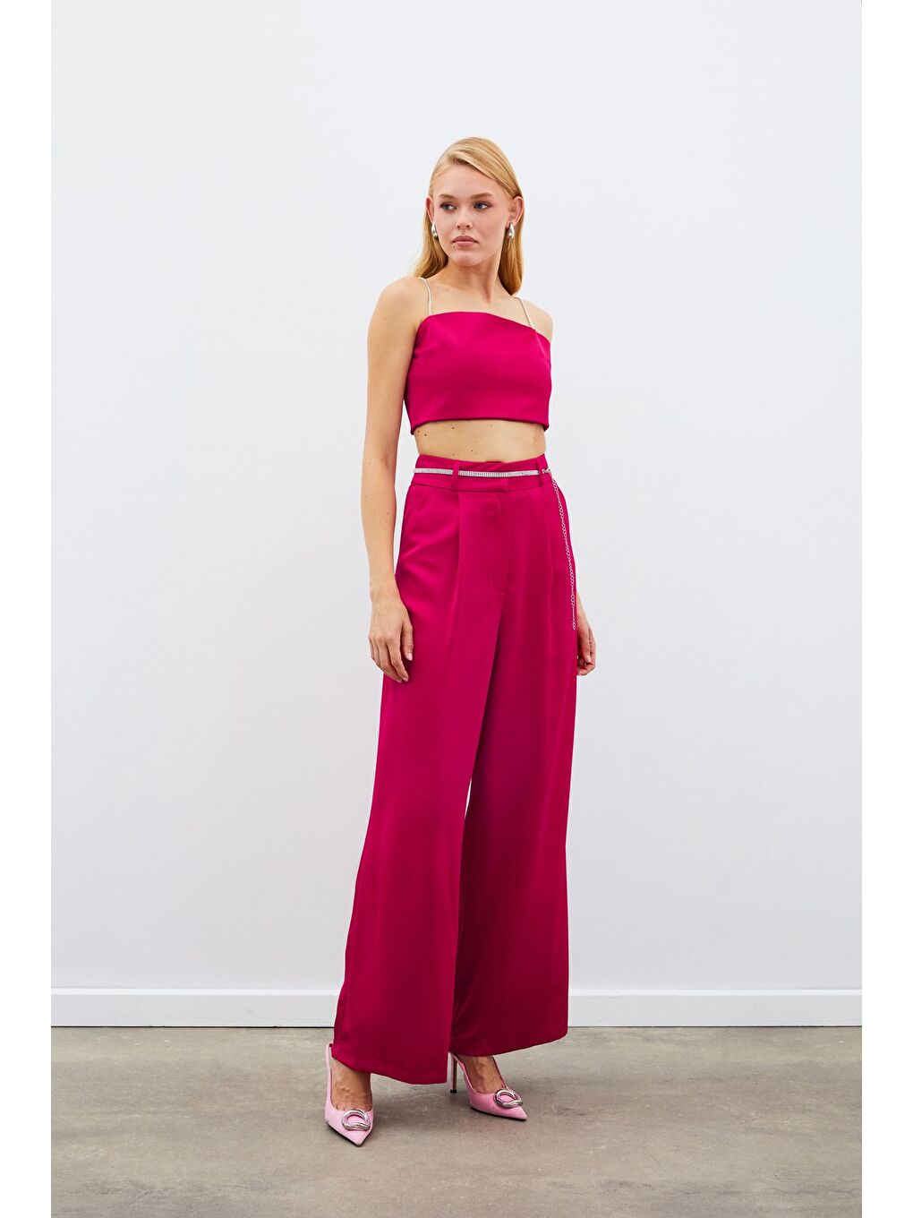 Taş Kemerli Saten Pantolon - Mercan-2