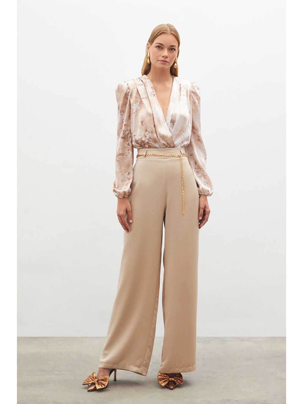 Zincirli Saten Krep Pantolon - Bej