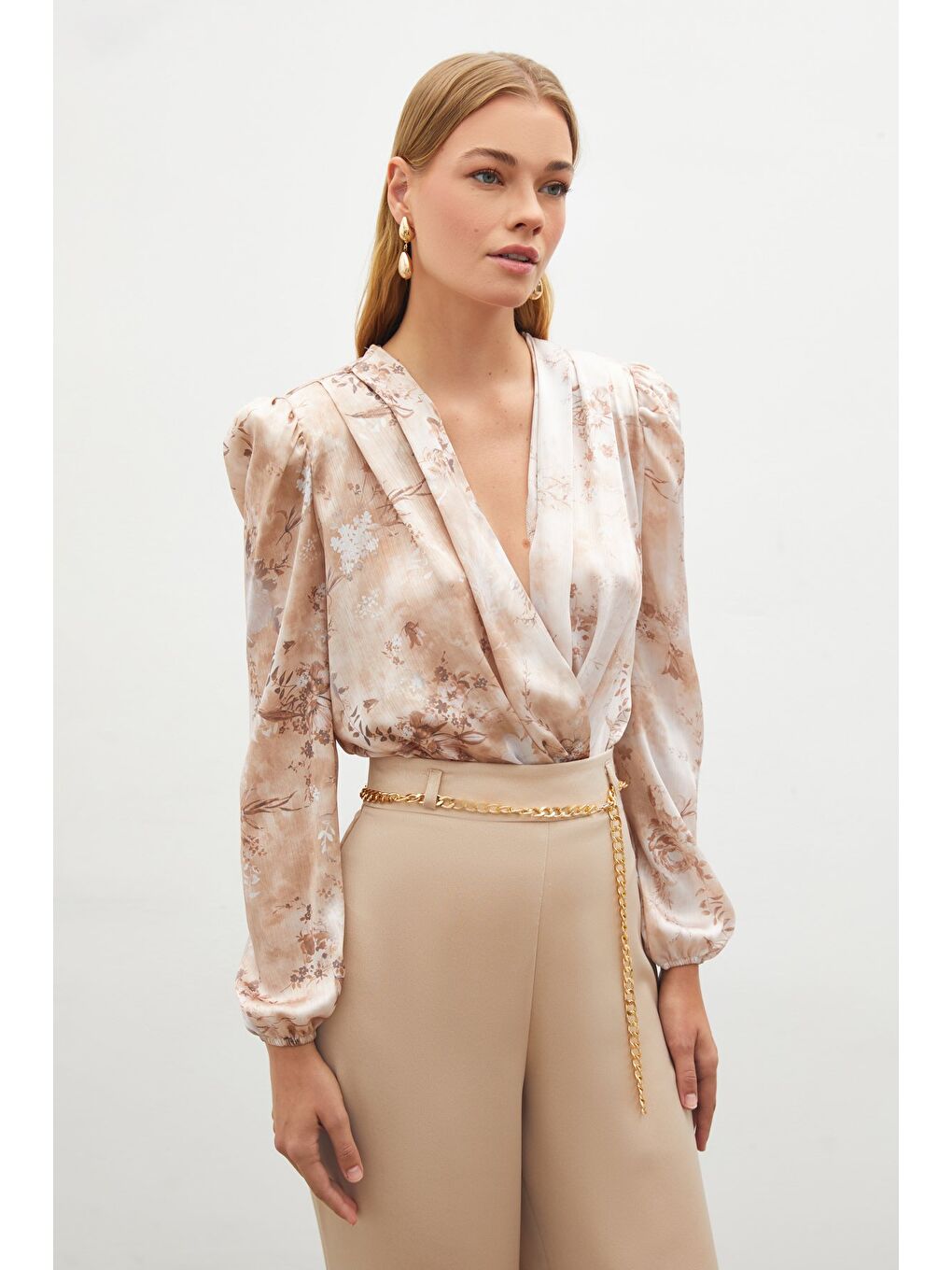 Zincirli Saten Krep Pantolon - Bej-4