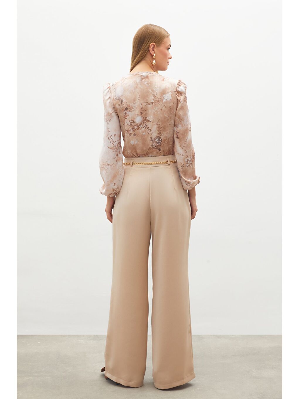 Zincirli Saten Krep Pantolon - Bej-7