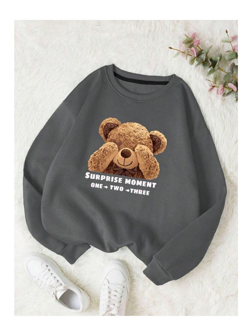 Gri Kadın Füme Utangaç Ayıcık Baskılı Bisiklet Yaka Sweatshirt