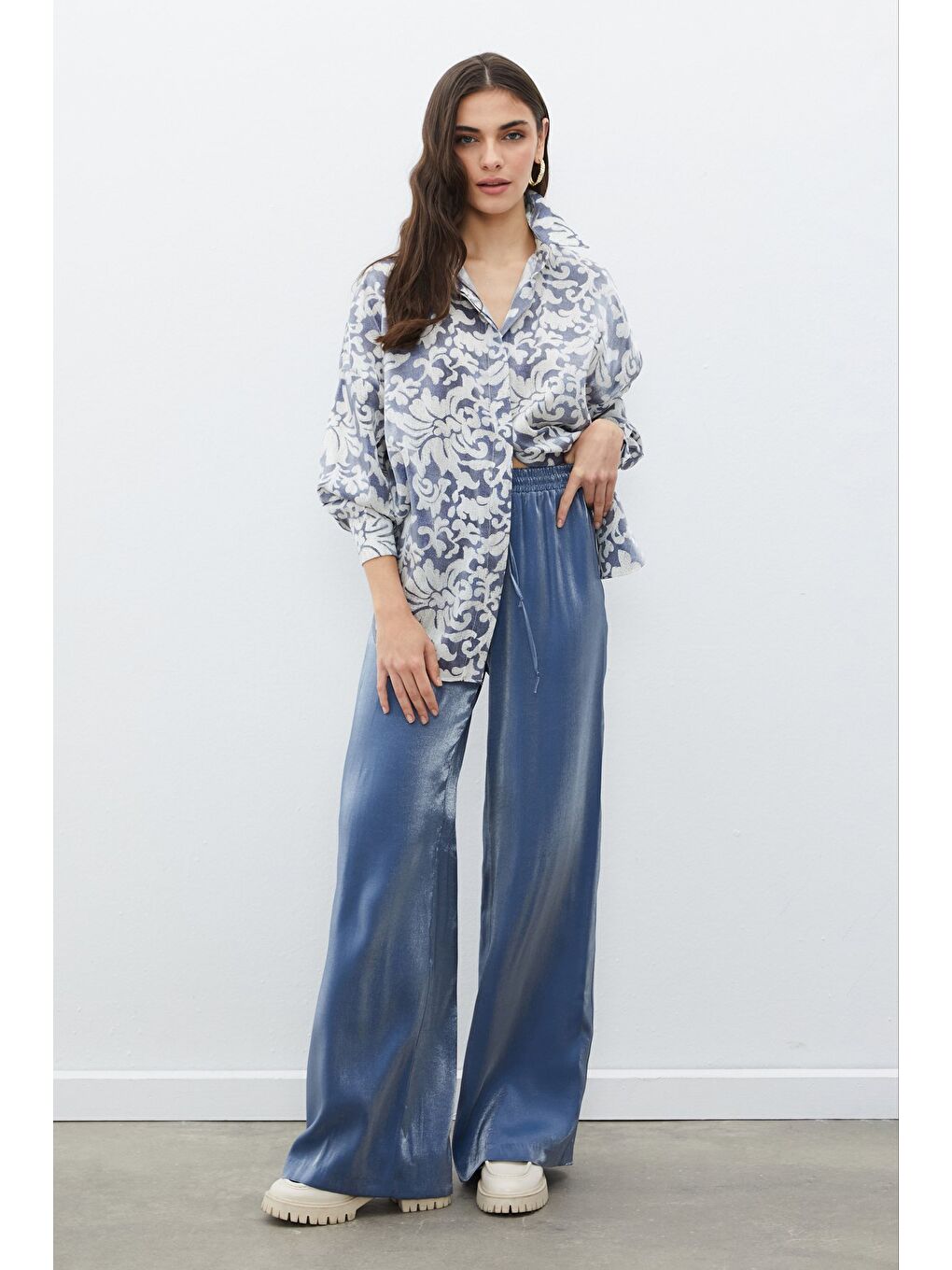 Bel Lastikli Parlak Pantolon - Lacivert