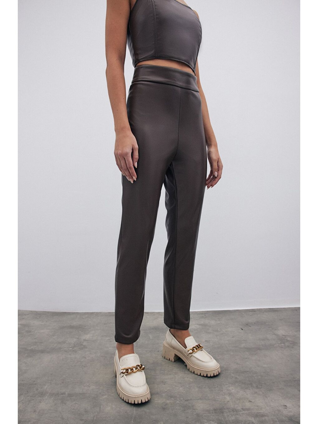 Kahverengi Yüksek Bel Deri Pantolon - Kahve-5