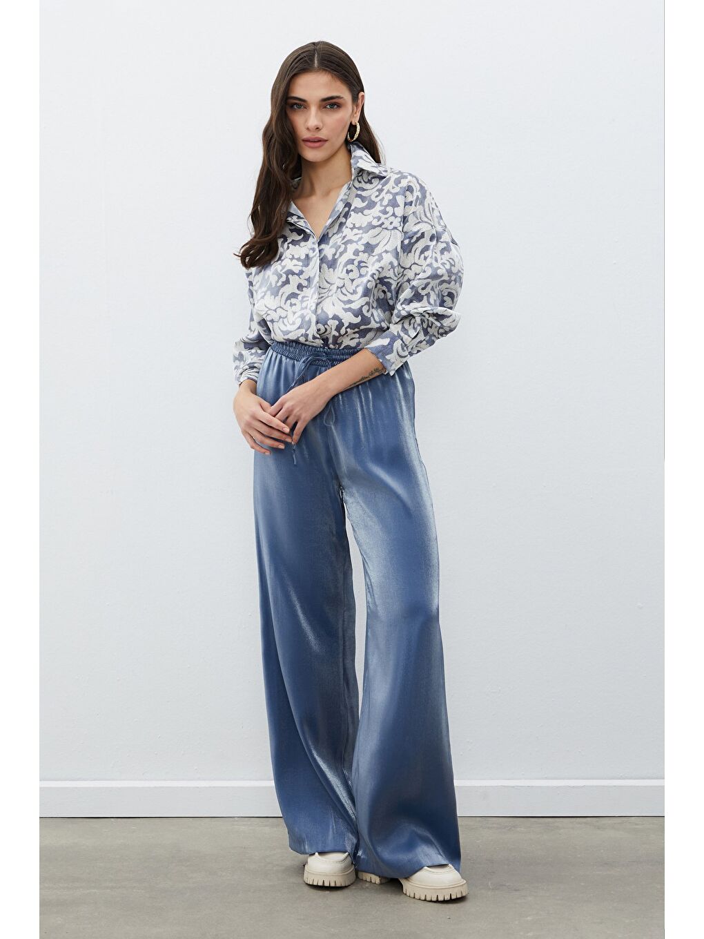 Bel Lastikli Parlak Pantolon - Lacivert-4