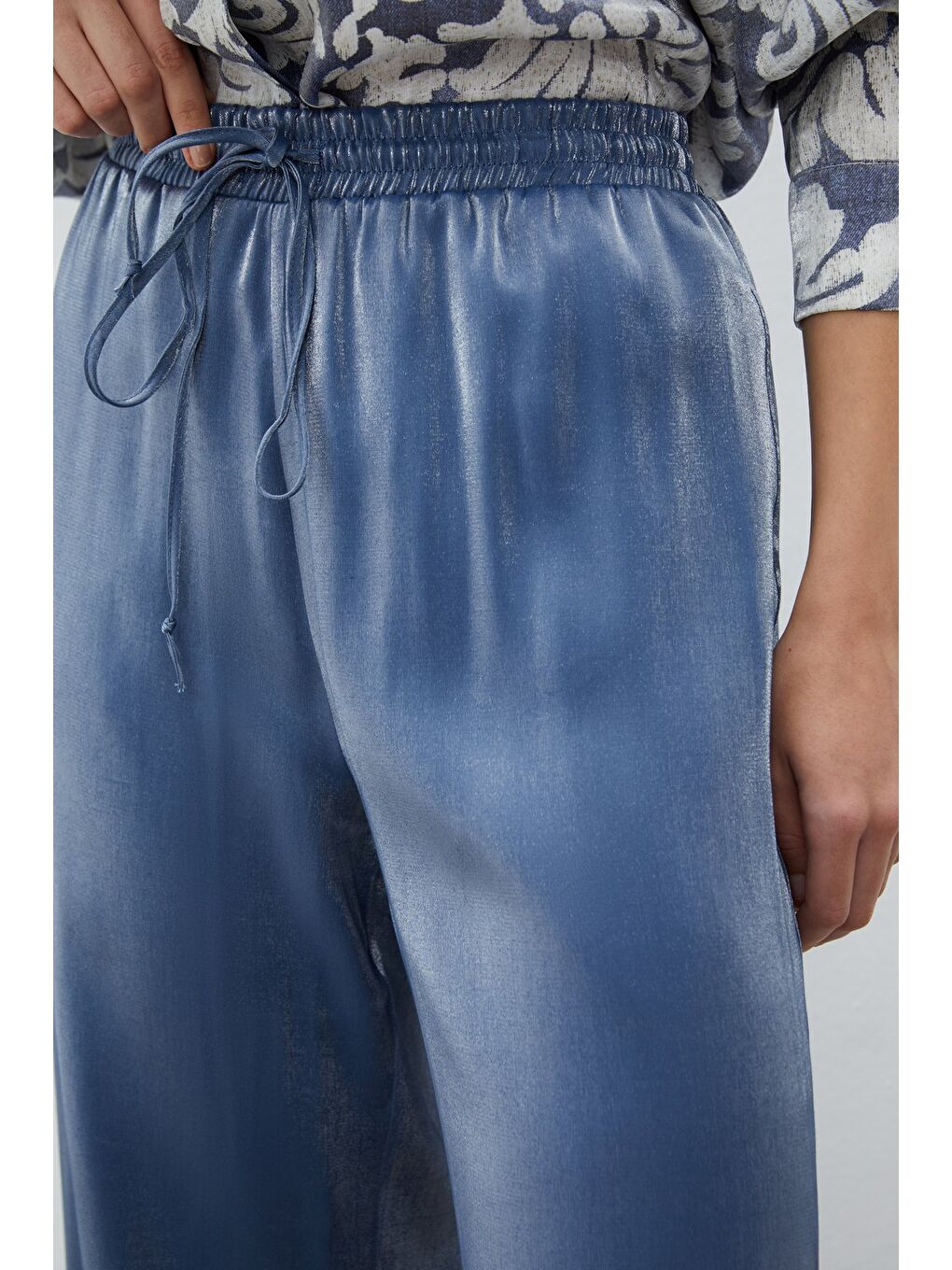 Bel Lastikli Parlak Pantolon - Lacivert-6