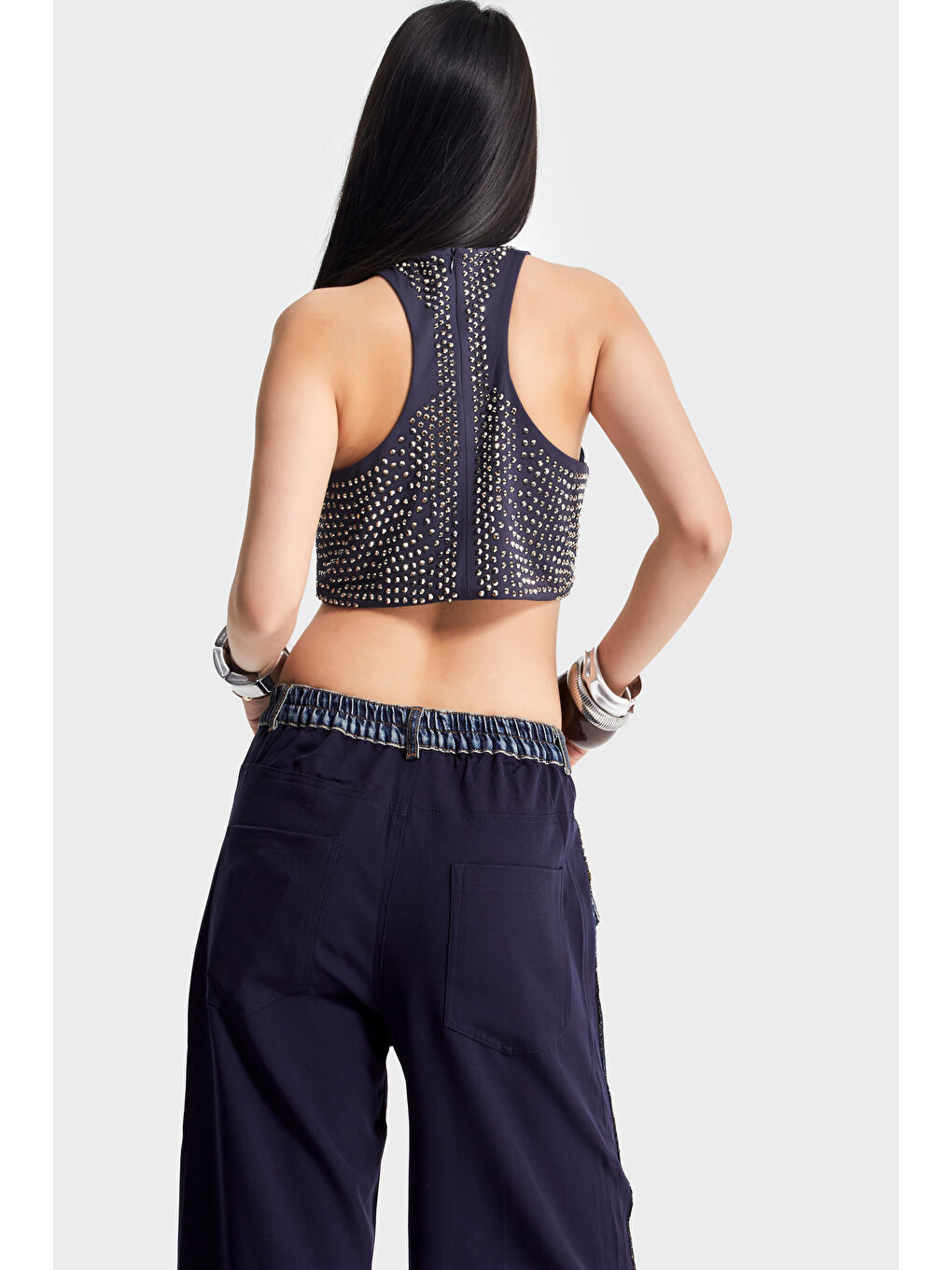 Kadın Lacivert Renk Halter Yaka Parlak Yapıştırma Taşlı Tasarım Crop Top-4