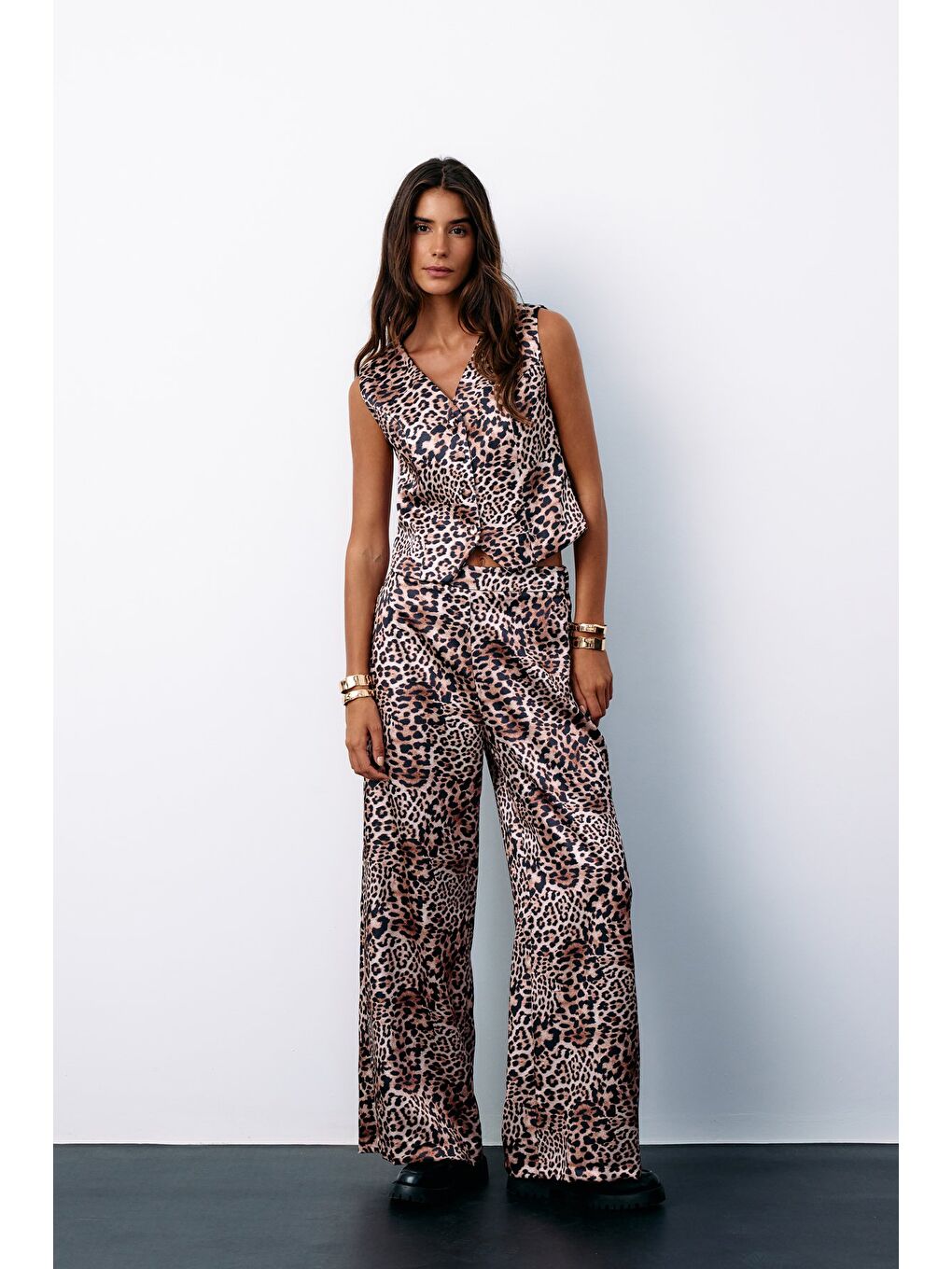 Bej Leopar Desenli Saten Pantolon - Vizon-2