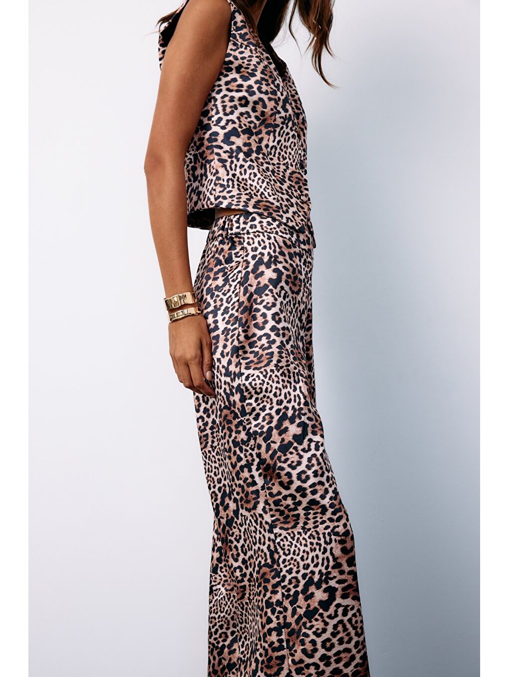 Bej Leopar Desenli Saten Pantolon - Vizon-5