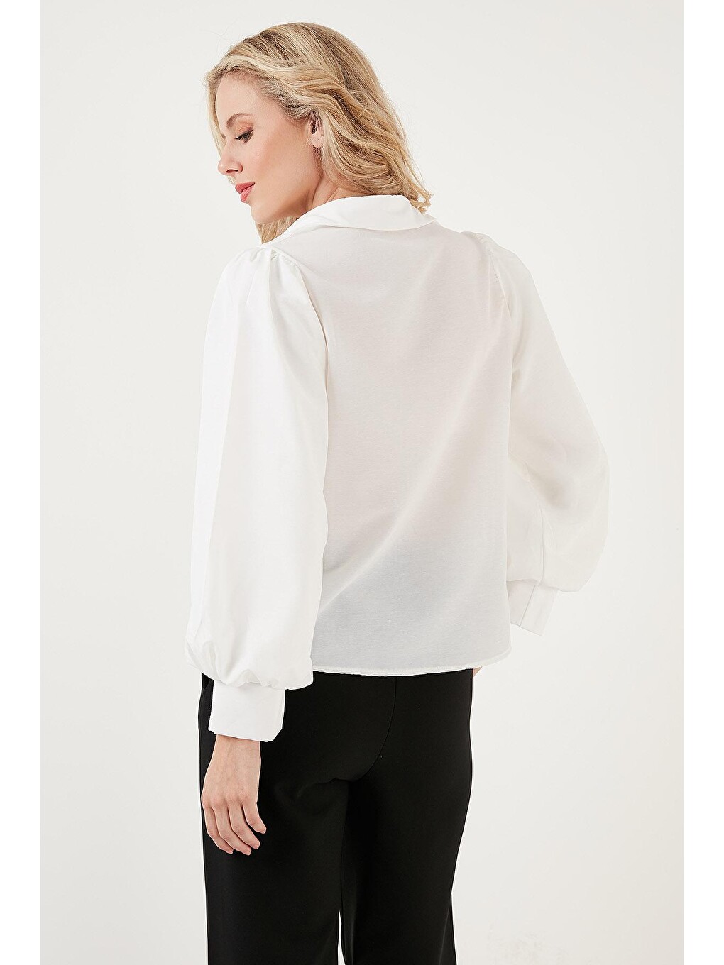 Beyaz Regular Fit Balon Kollu Poplin Gömlek 611go0153-4