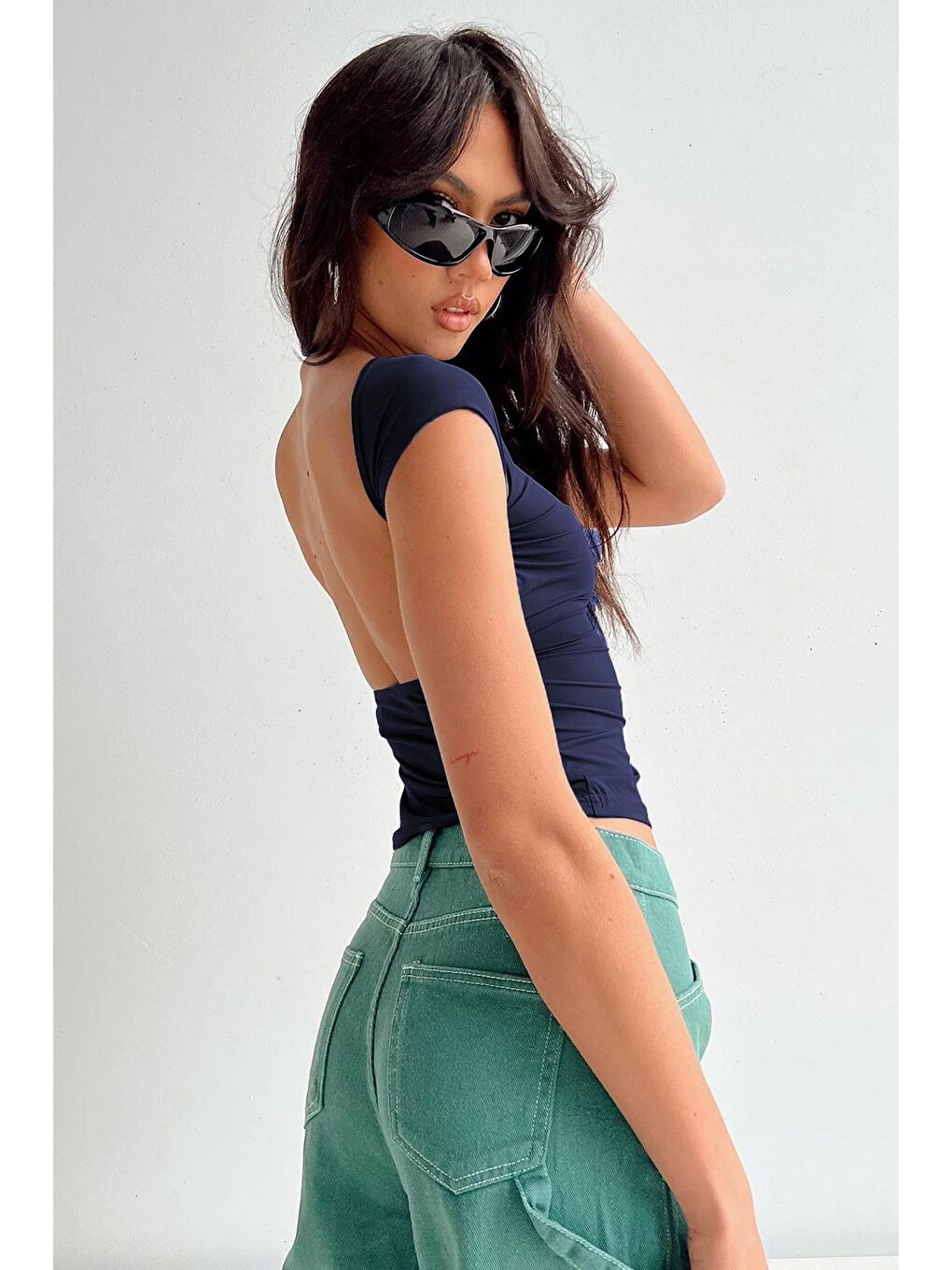 Lacivert Sırt Dekolteli Crop Kadın Bluz Mg1851-1