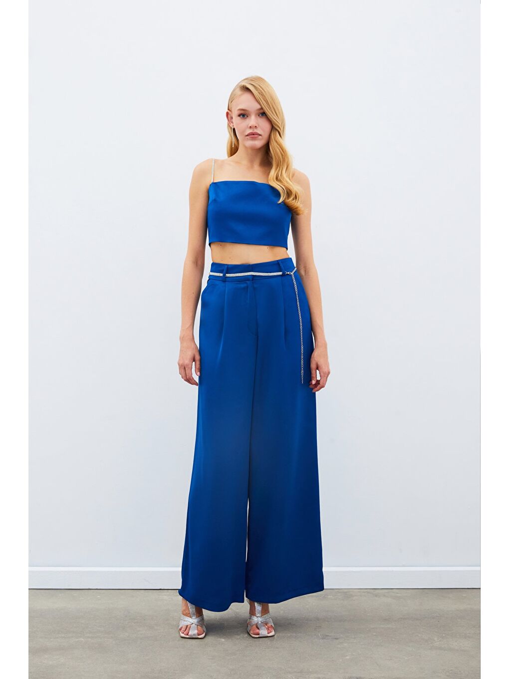 Taş Kemerli Saten Pantolon - Mavi