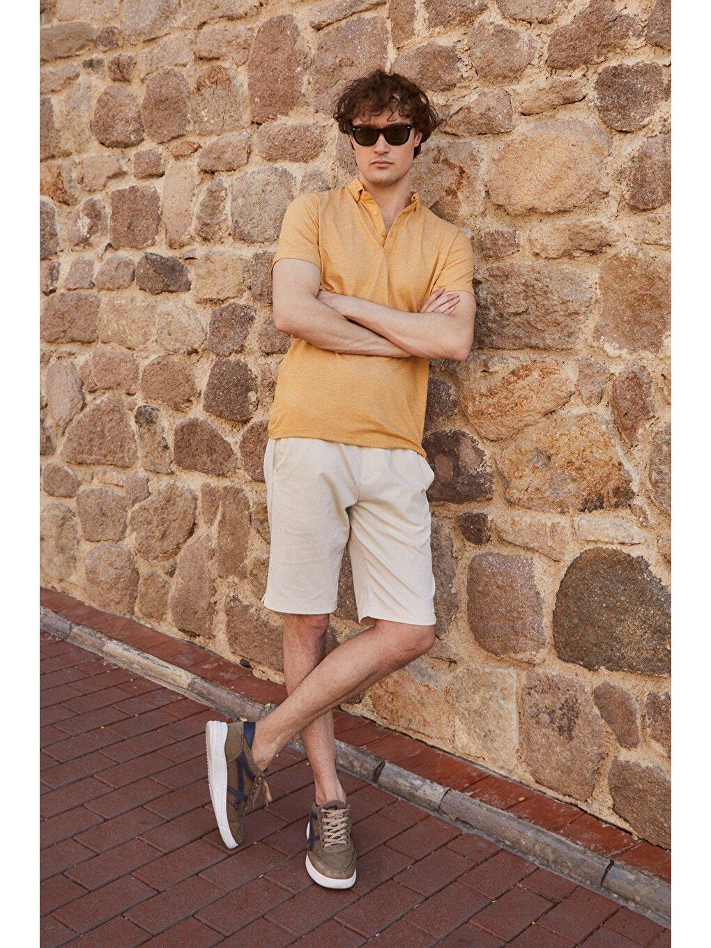 Sarı Polo Yaka Tişört