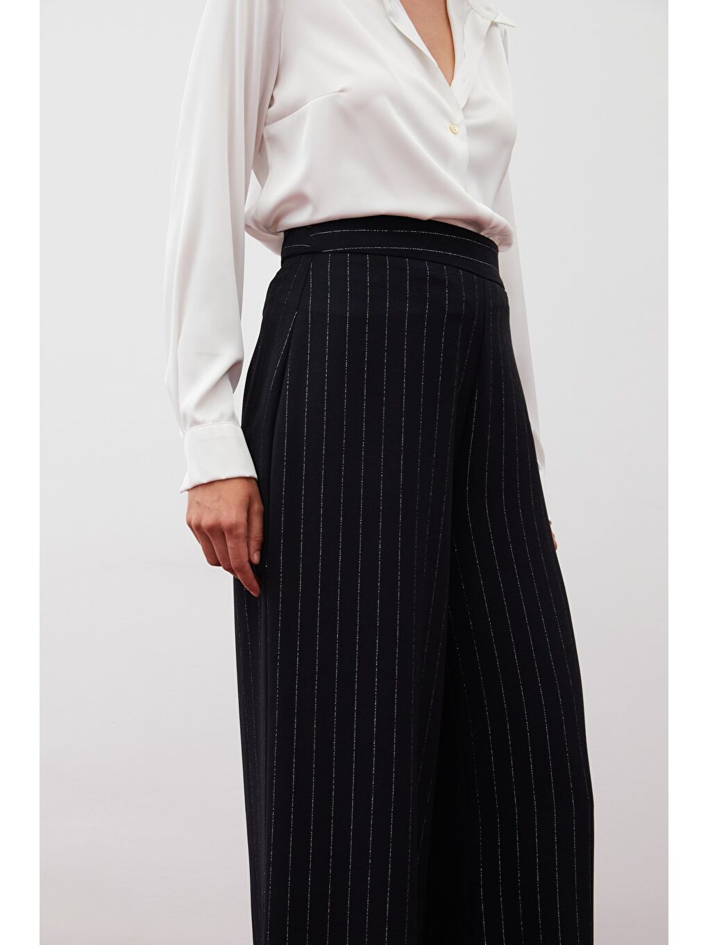 Simli Çizgili Pantolon - Siyah Çizgili-5