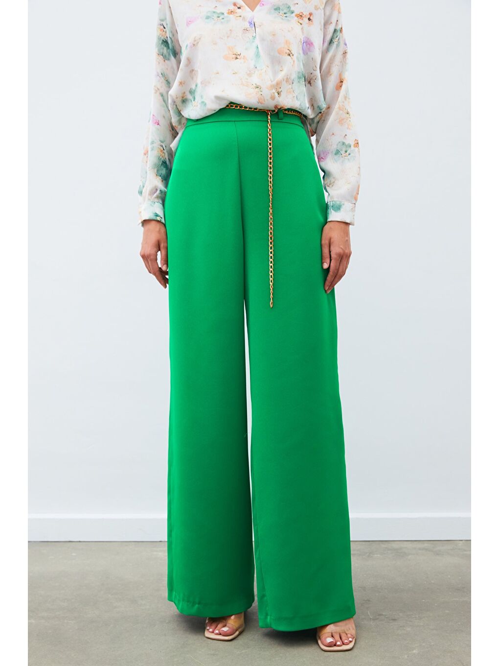 Zincirli Saten Krep Pantolon - Yeşil-4